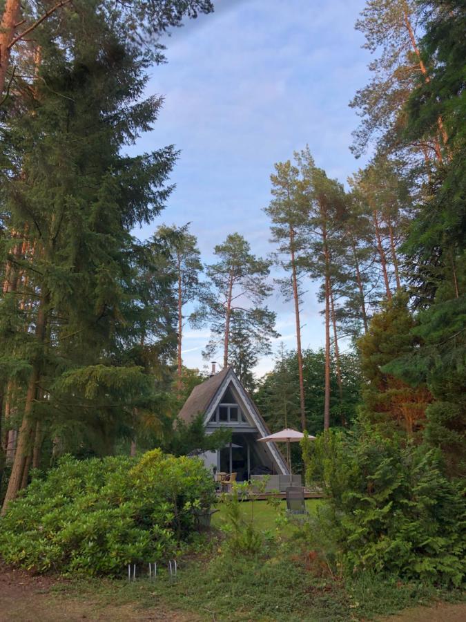 Ferienhaus Reetdach 1300Qm Privatgrundstueck Bootssteg Sauna Templin Luebbesee Uckermark Erholung Pur Seenplatte Petersdorf  Eksteriør bilde