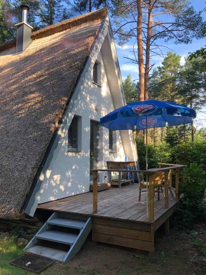 Ferienhaus Reetdach 1300Qm Privatgrundstueck Bootssteg Sauna Templin Luebbesee Uckermark Erholung Pur Seenplatte Petersdorf  Eksteriør bilde